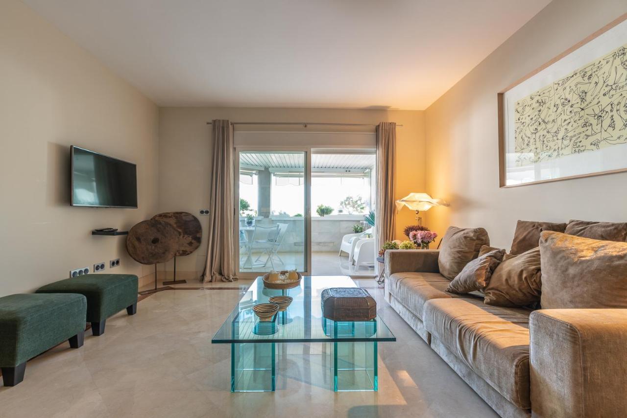Exclusive 2 Beds On Promenade Apartament Marbella